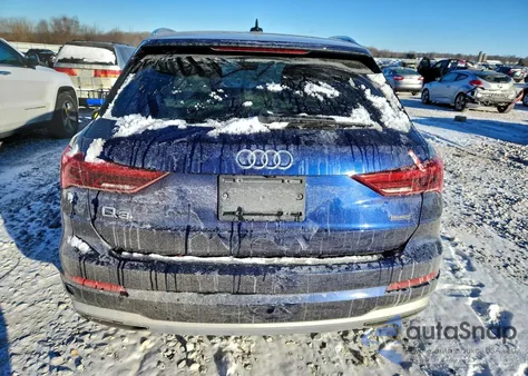 2022 Audi Q3 Premium 40 z USA, uszkodzony, nr VIN WA1AUCF38N1139266